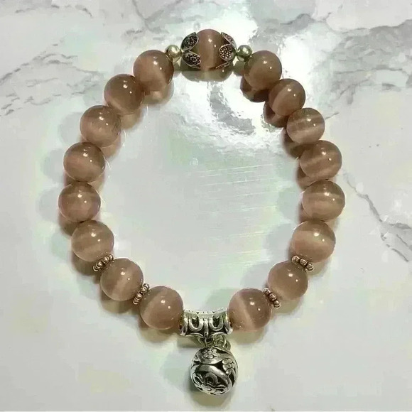 Purple Quartz Handmade Crystal Bracelet - Picture 9 of 9